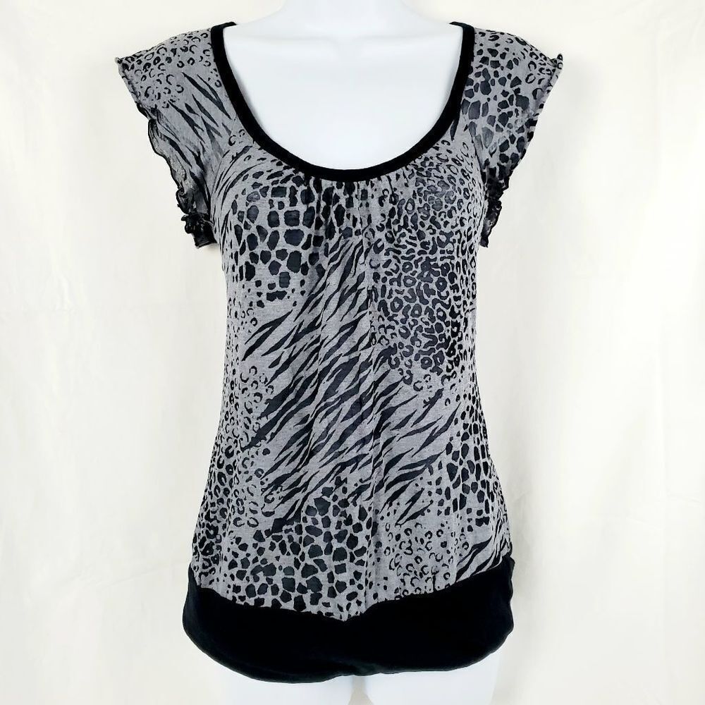 Maurices SMALL Black Grey Scoop neck Shirt